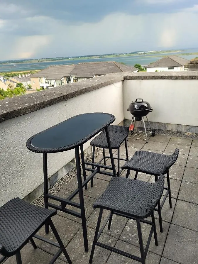 Apartment; 3 Bedroom Penthouse 187 Boireann Bheag Roscam Galway 0*,